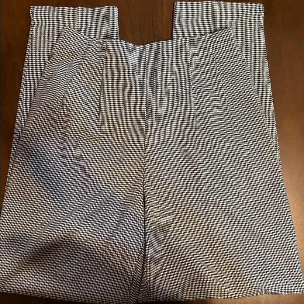 Briggs New York Black and White Checkered Trousers